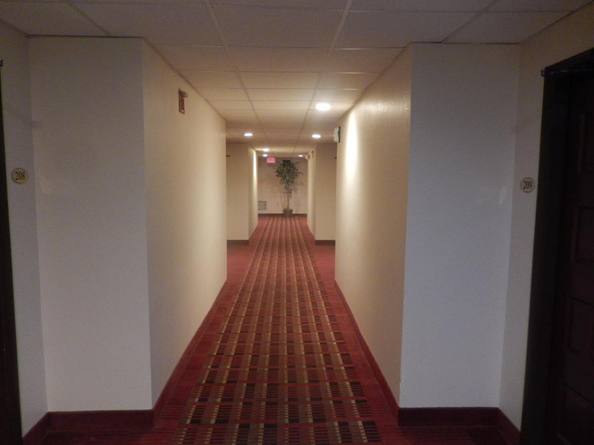 Red Roof Inn Harrisonburg - University Area Zewnętrze zdjęcie