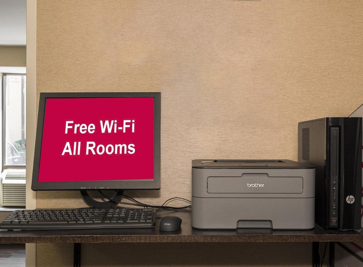 Red Roof Inn Harrisonburg - University Area Zewnętrze zdjęcie