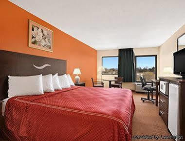 Red Roof Inn Harrisonburg - University Area Zewnętrze zdjęcie